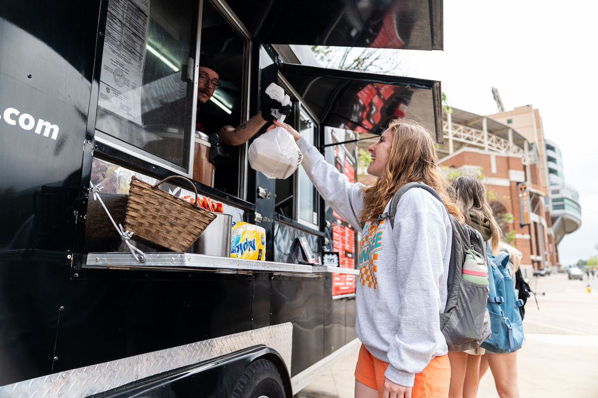 Food Truck à Thème : Un Business Rentable et Créatif au Maroc